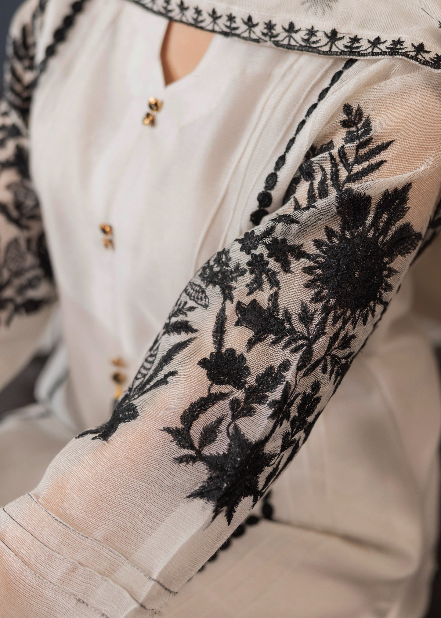 Off-White Embroidered Net Pakistani Designer Suit Online in Dubai UAE Abudhabi Ajman Sharjah
