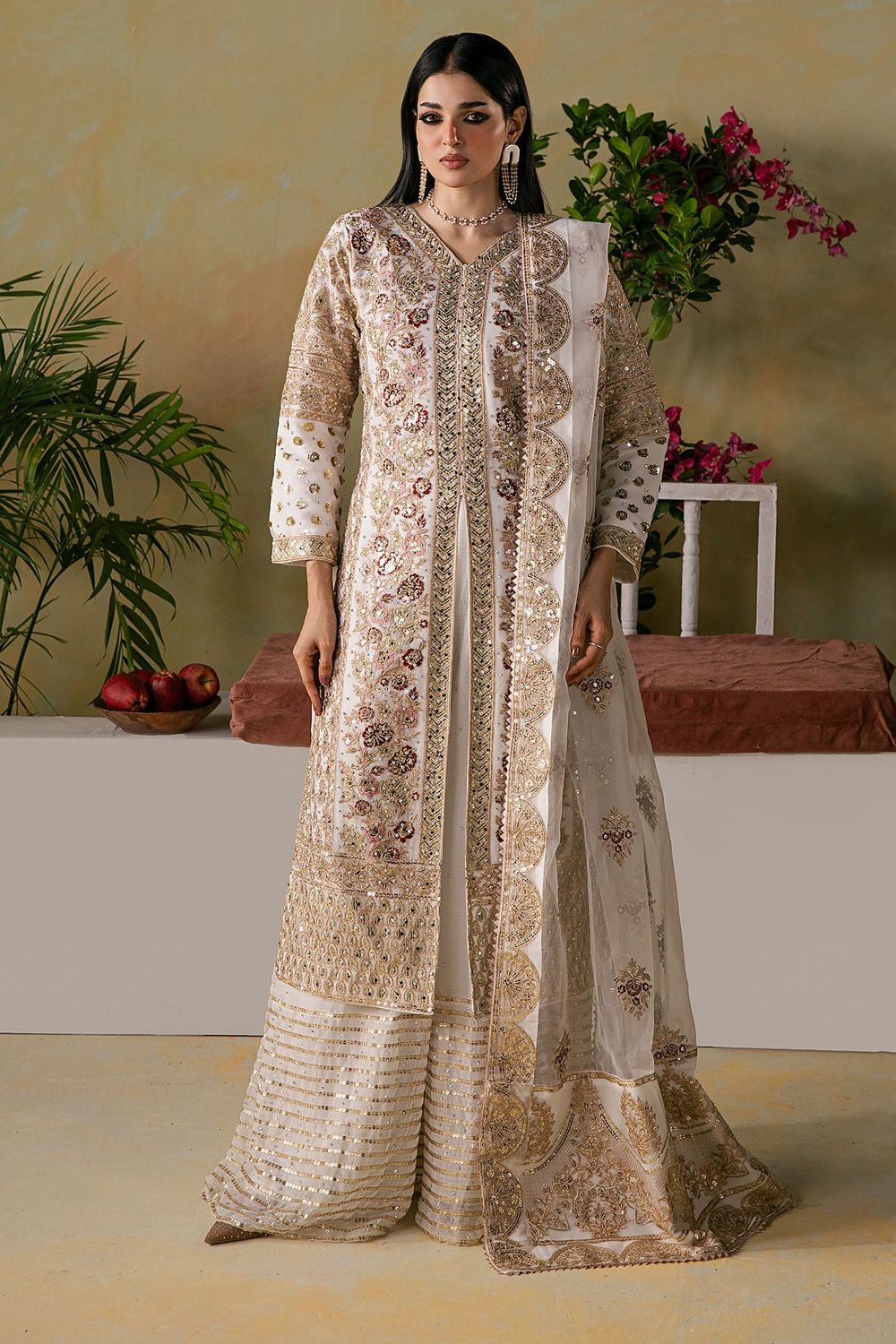 Off-White Embroidered Organza Kurta Plazzo Set Online in Dubai UAE Abudhabi Ajman Sharjah