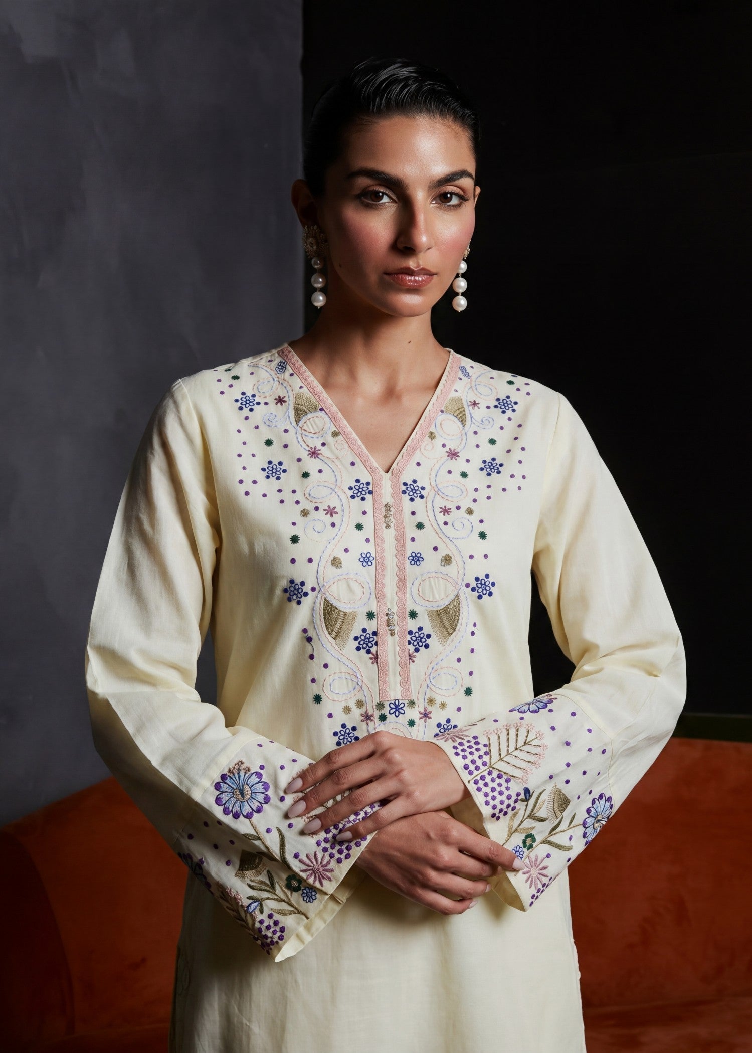 Off-White Embroidered Straight Cut Kurta Online in Dubai DXB UAE Abudhabi Meena Bazaar