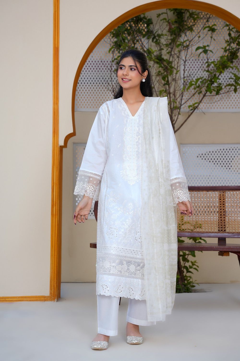 Off-White Embroidered Zari Lawn Long Kurta Straight Trouser Online in Dubai UAE Abudhabi Ajman Sharjah