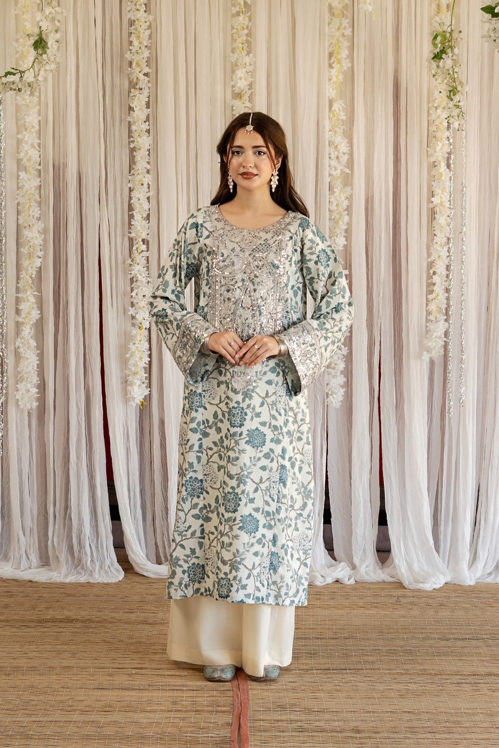 Off-White Floral Print Lawn Kurta Set Online in Dubai UAE Abudhabi Ajman Sharjah