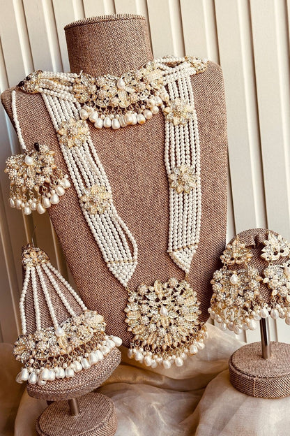 Off-White Gold Plated Floral Bridal Jewellery Set Online in Dubai UAE Abudhabi Ajman Sharjah