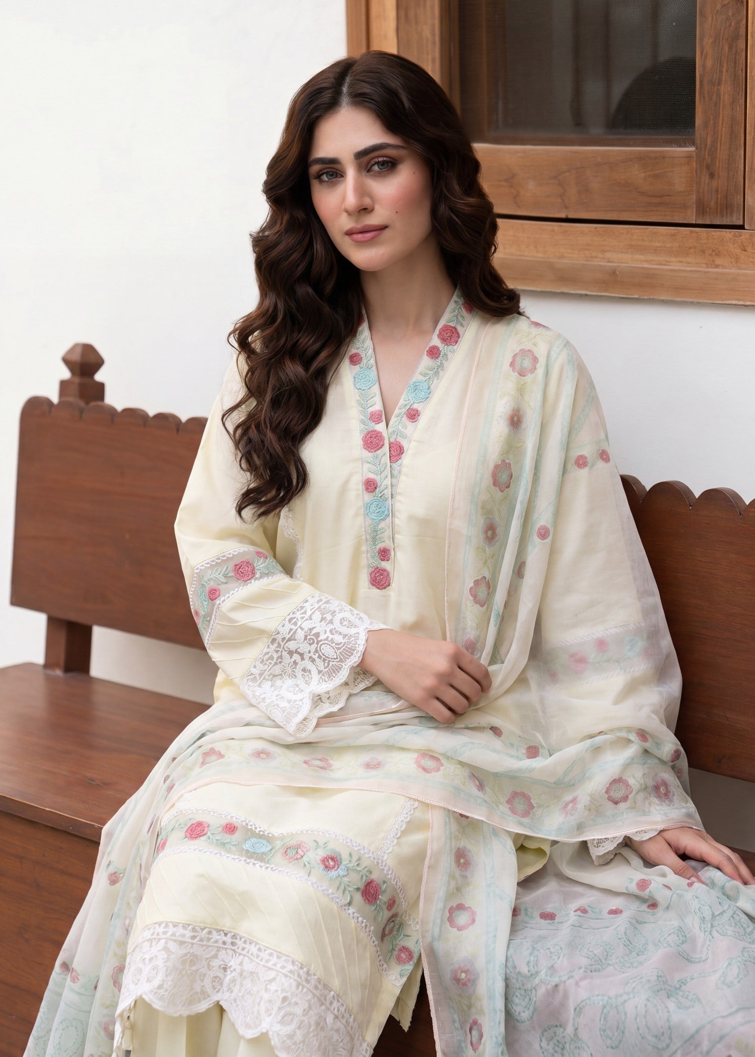 Off-White Lawn Kurta Set with Dupatta Online in Dubai UAE Abudhabi Ajman Sharjah