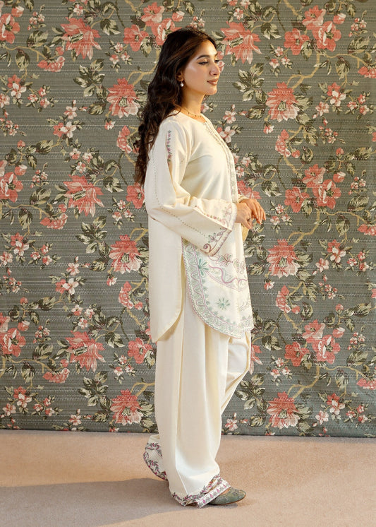 Off-White Lawn Kurta Set with Farshi Shalwar Online in KSA Riyadh Saudi Arabia Oman Bahrain Qatar