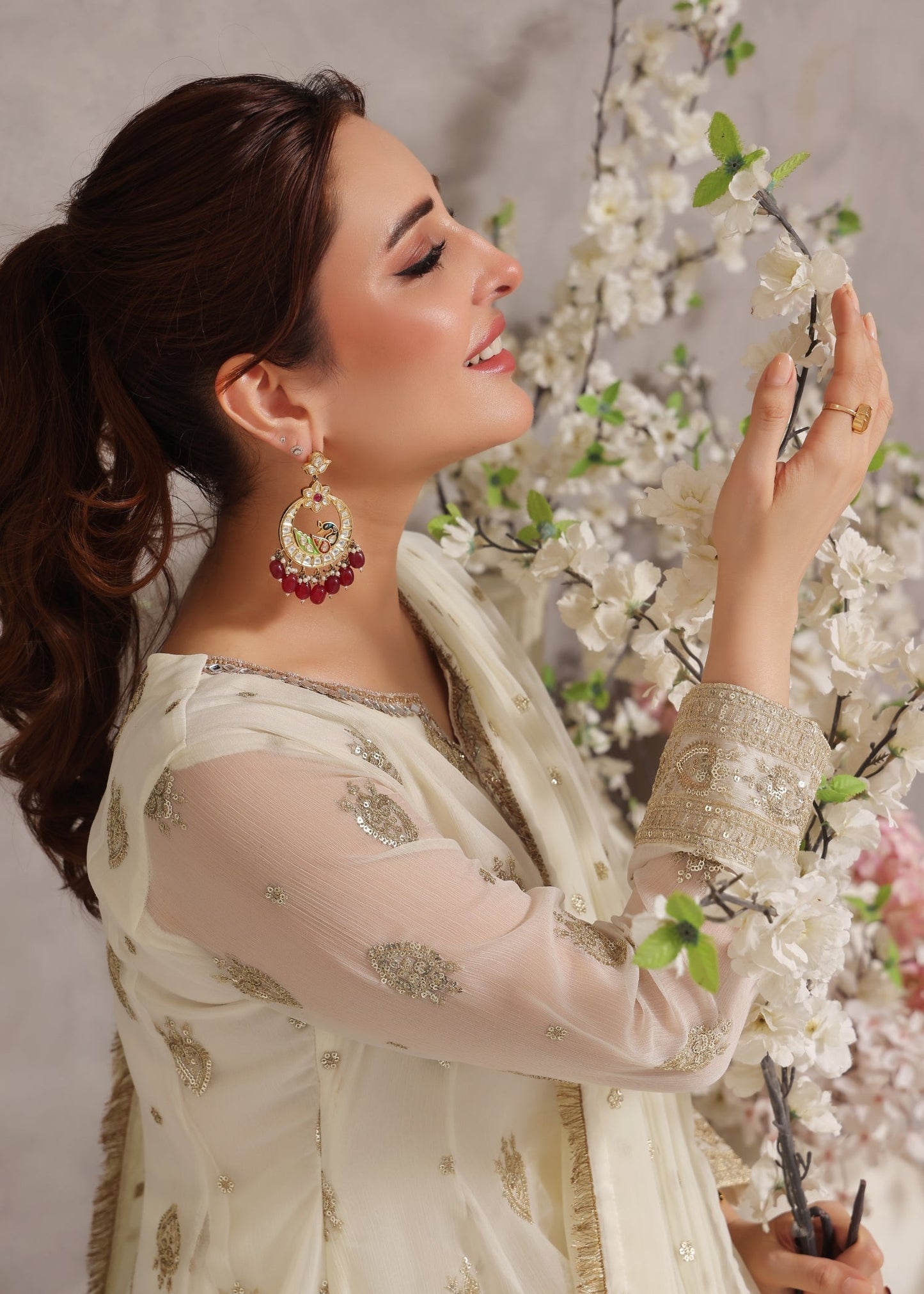 Off-White Partywear Chiffon Pishwas Online in Dubai UAE Abudhabi Ajman Sharjah