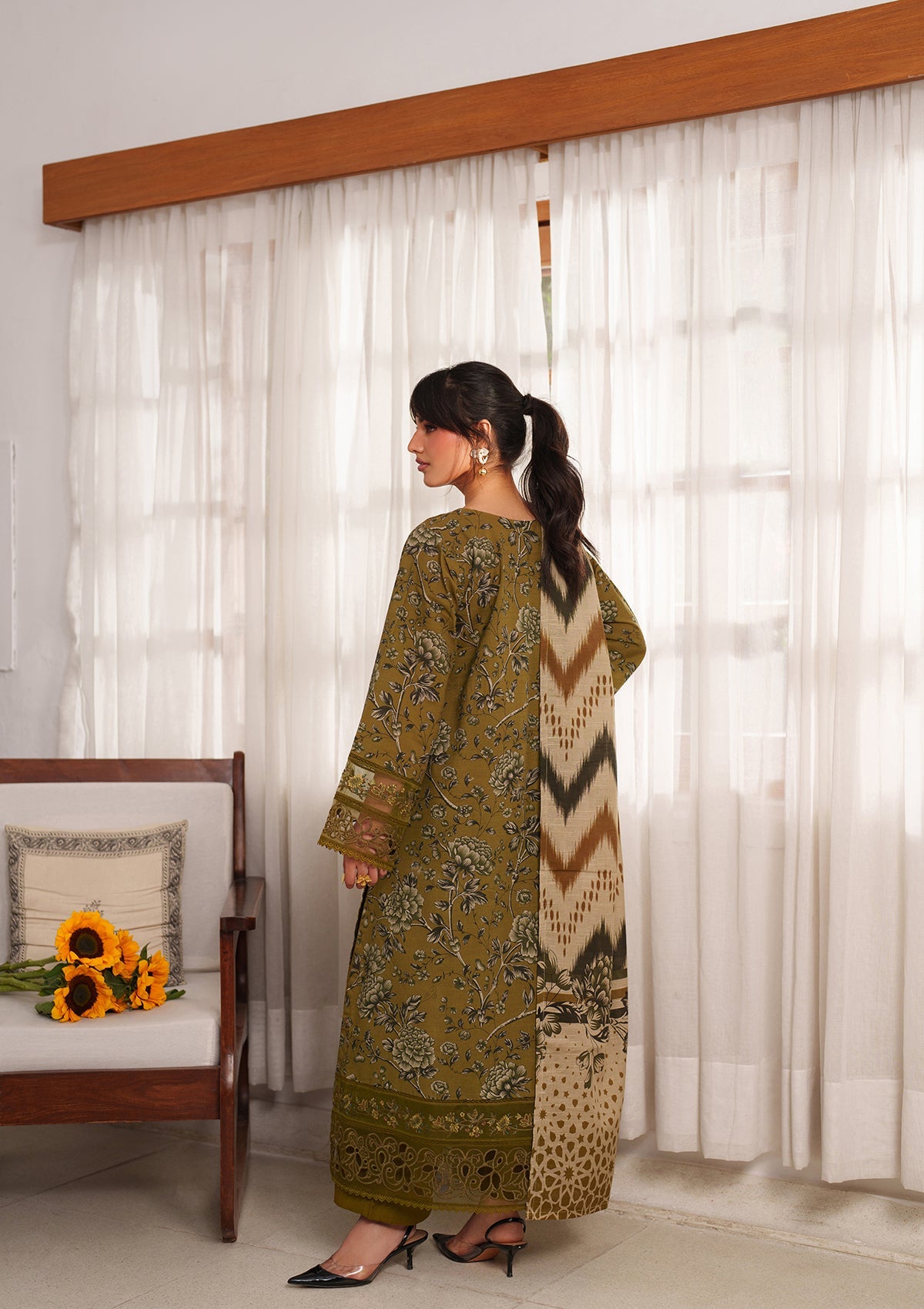 Olive Green Lawn Embroidered 3 Piece Suit Online in Dubai UAE Abudhabi Ajman Sharjah