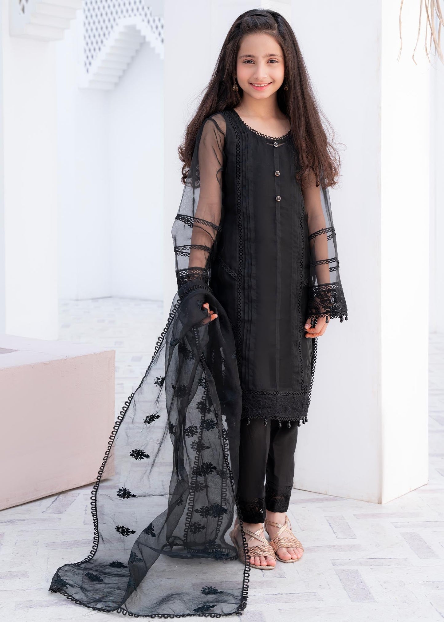 Organza Embroidered Black Pakistani Suit Online in KSA Riyadh Saudi Arabia Oman Bahrain Qatar