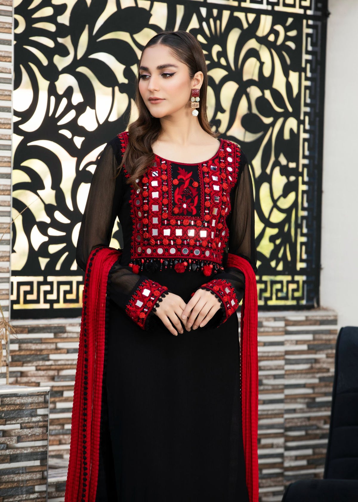 Pakistani Black Crinkle Chiffon Readymade Suit Online in Sri Lanka India Australia