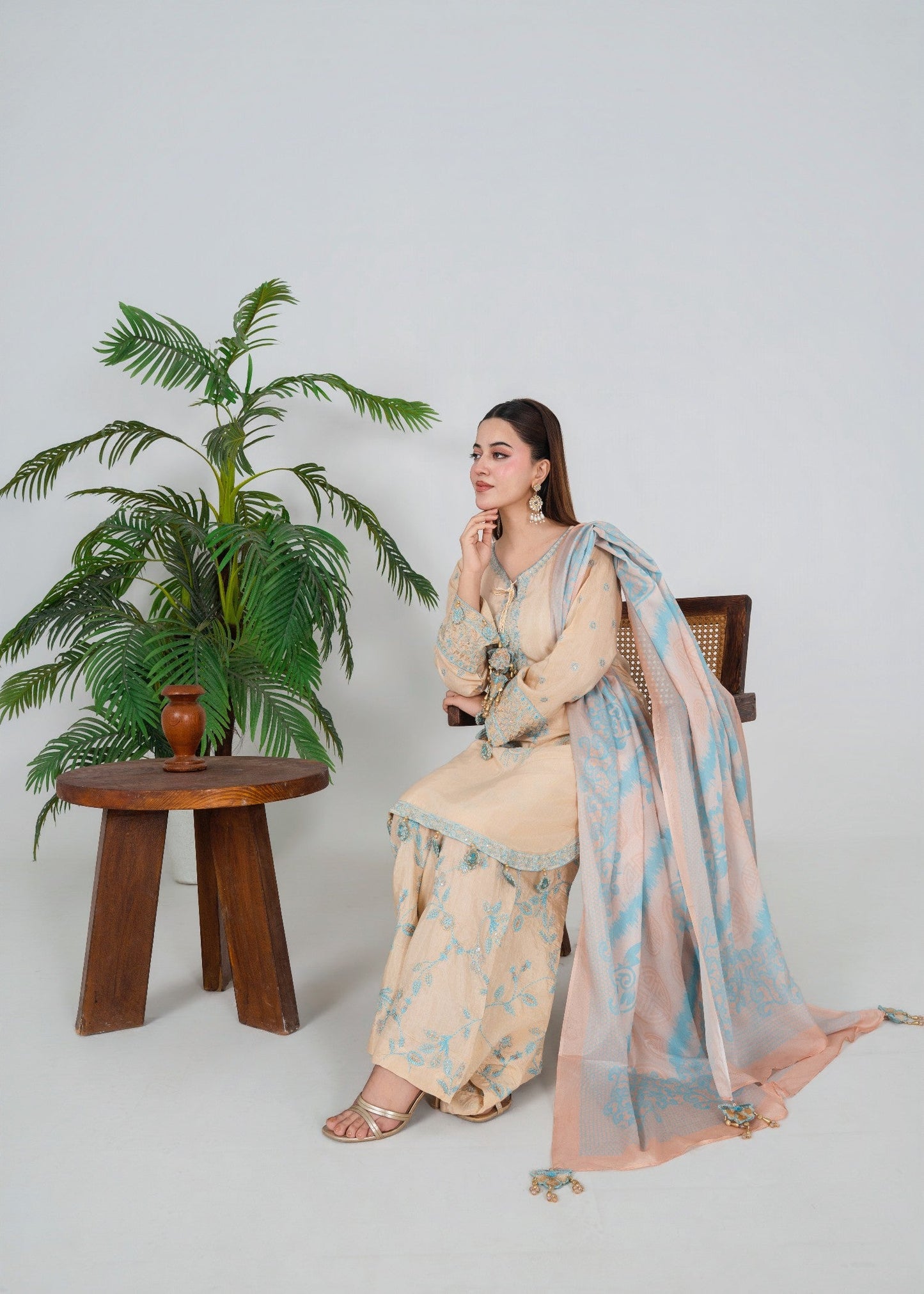 Pakistani Cream Silk Embroidered Suit Online in KSA Riyadh Saudi Arabia Oman Bahrain Qatar
