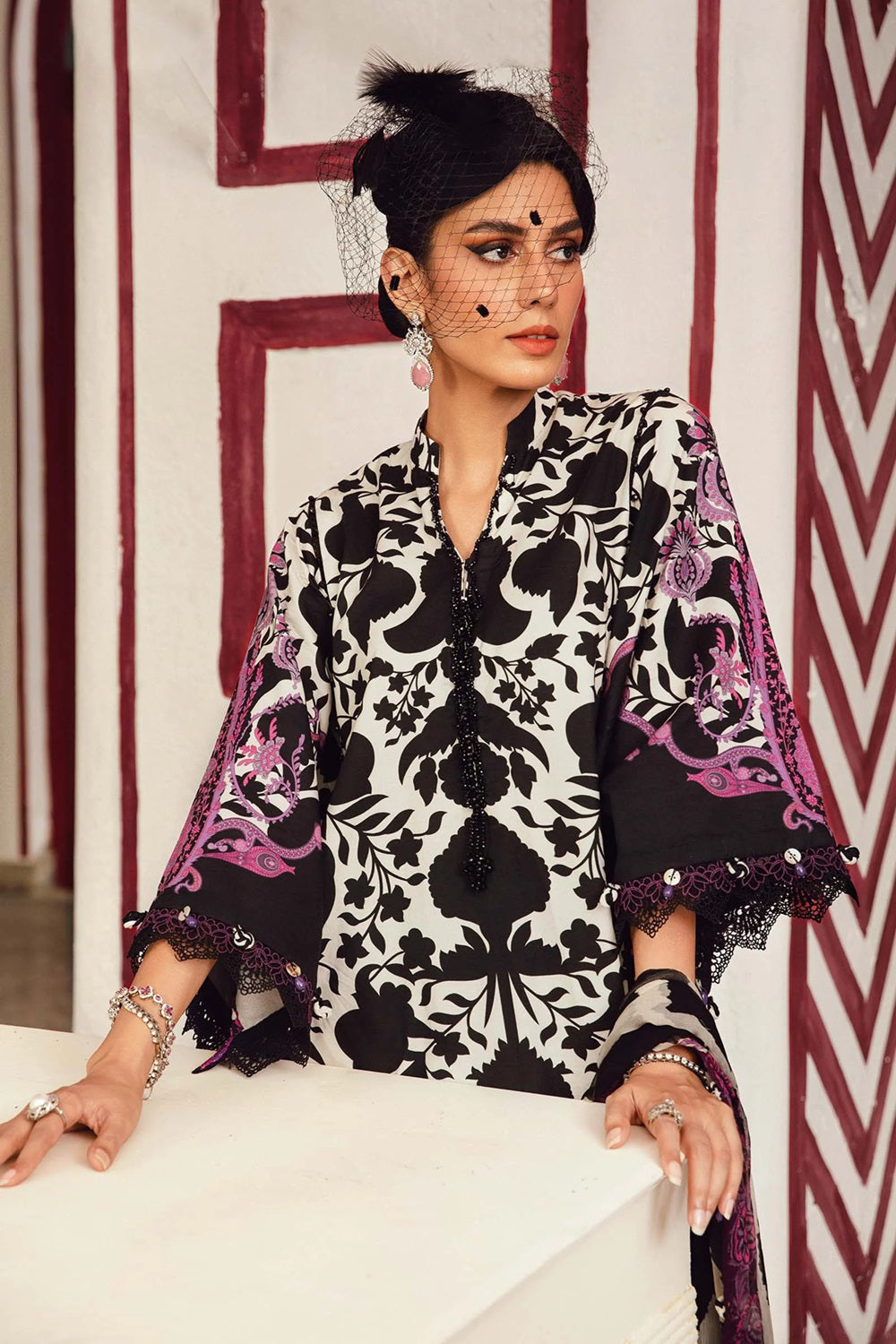 Pakistani Designer Black Printed Lawn Suit Online in KSA Riyadh Saudi Arabia Oman Bahrain Qatar