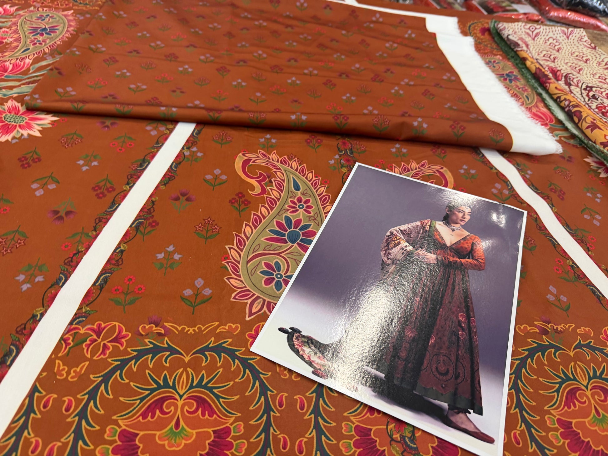 Pakistani Designer Anarkali Lawn Suit Online in KSA Riyadh Saudi Arabia Oman Bahrain Qatar