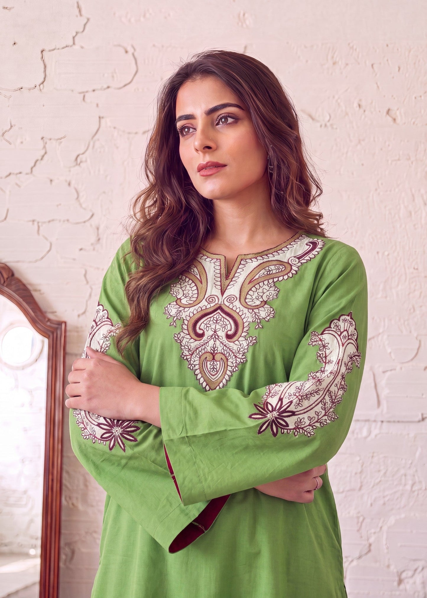 Pakistani Designer Apple Green Lawn Salwar Kameez Online in KSA Riyadh Saudi Arabia Oman Bahrain Qatar
