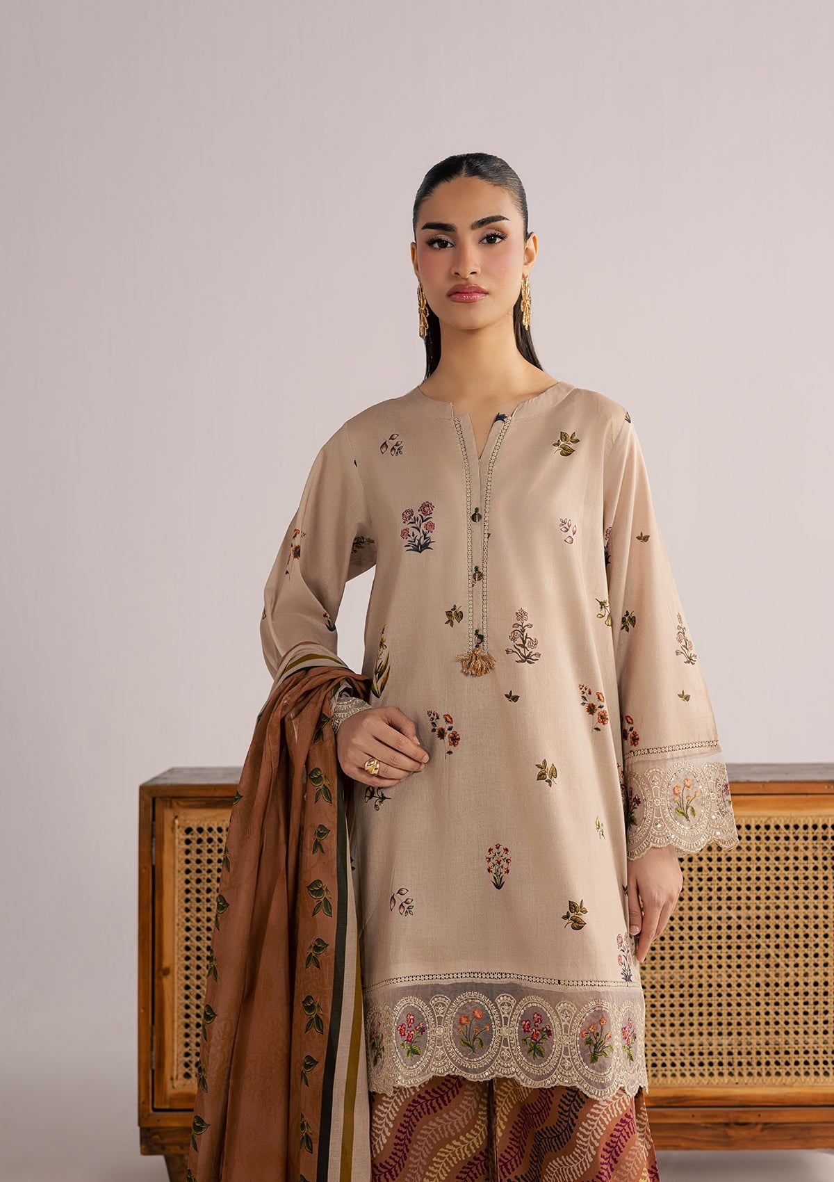 Pakistani Designer Beige Lawn Salwar Kameez Online in KSA Riyadh Saudi Arabia Oman Bahrain Qatar