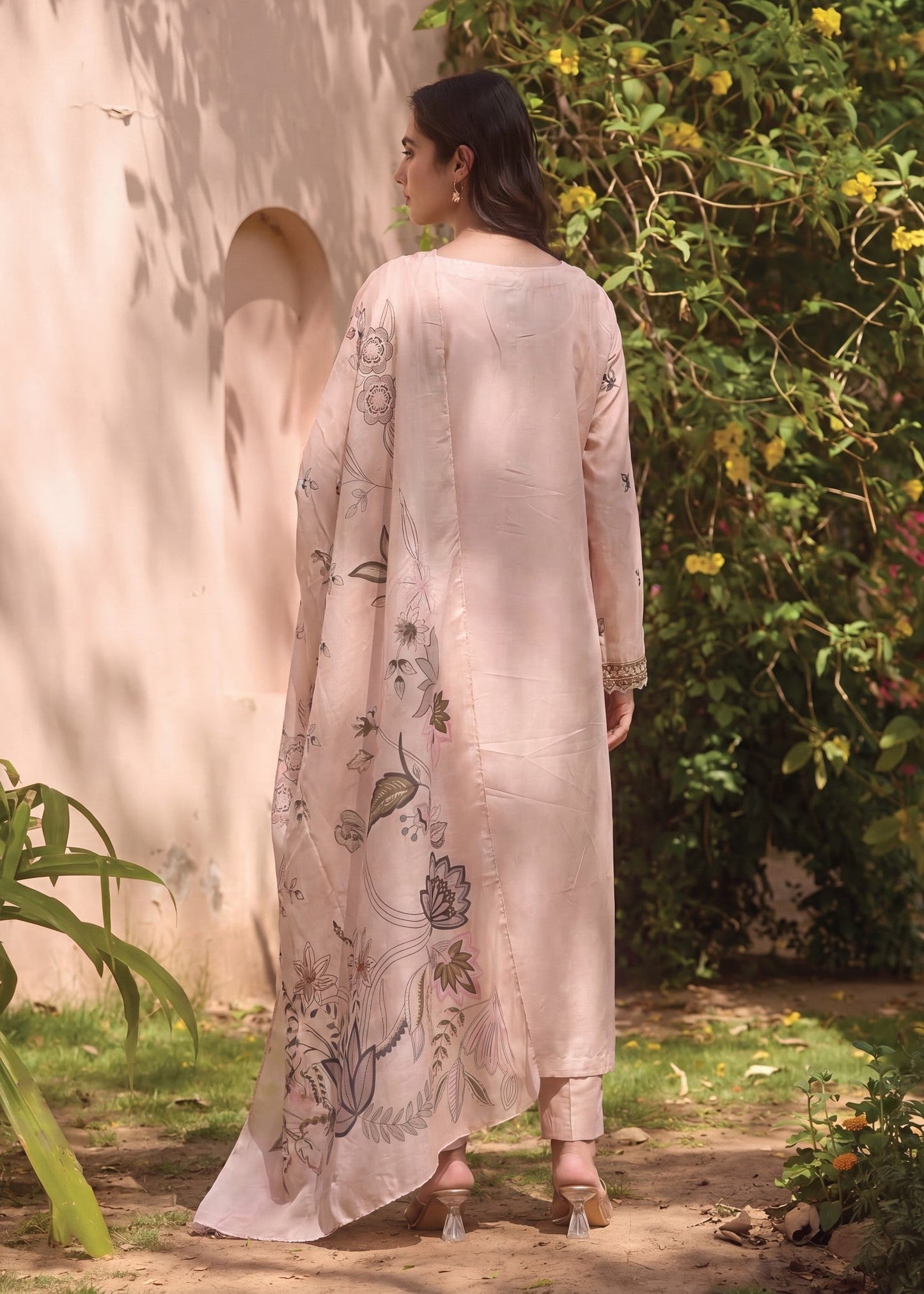 Pakistani Designer Beige Lawn Salwar Kameez Online in KSA Riyadh Saudi Arabia Oman Bahrain Qatar