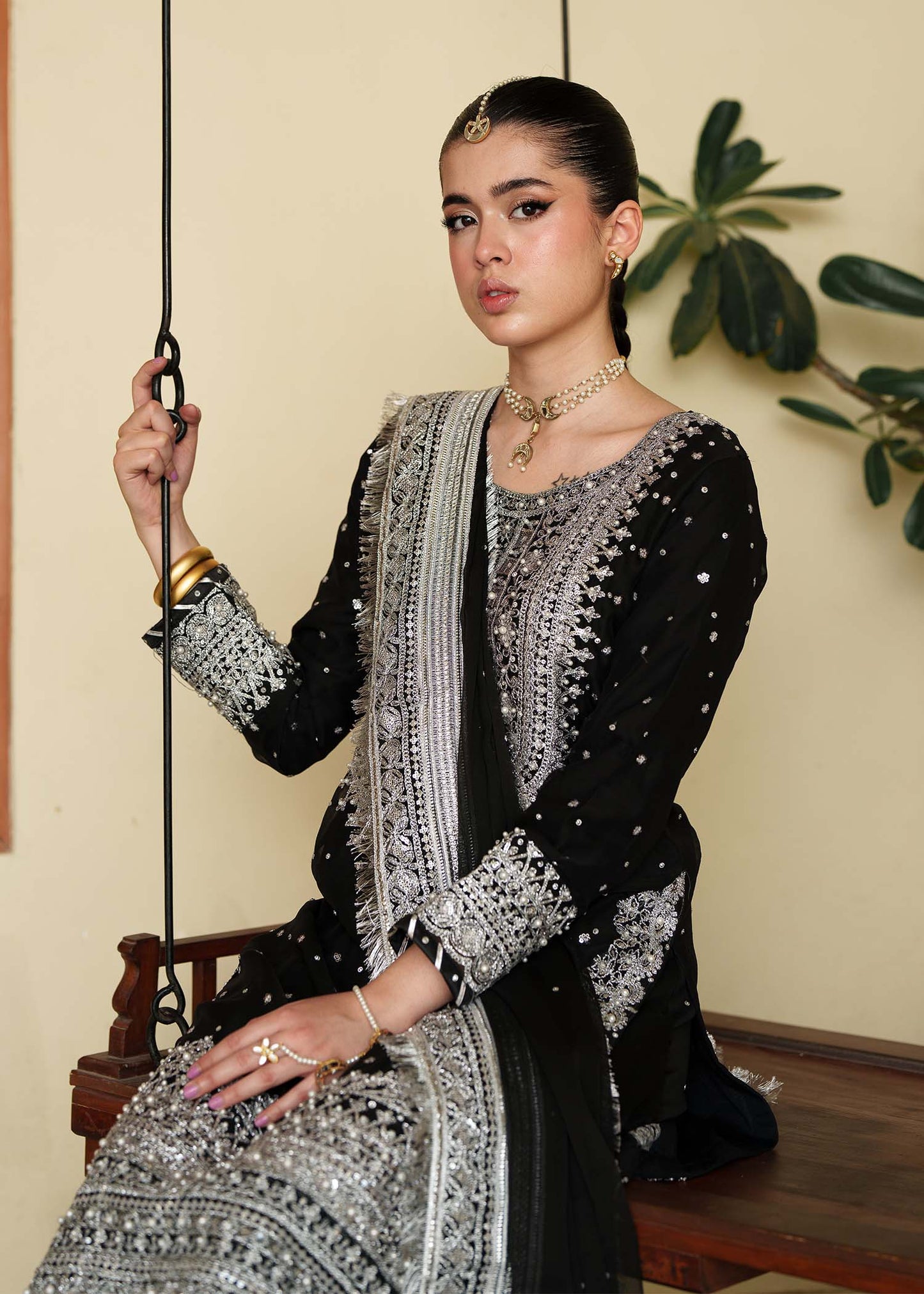 Pakistani Designer Black Chiffon Salwar Kameez Online in KSA Riyadh Saudi Arabia Oman Bahrain Qatar