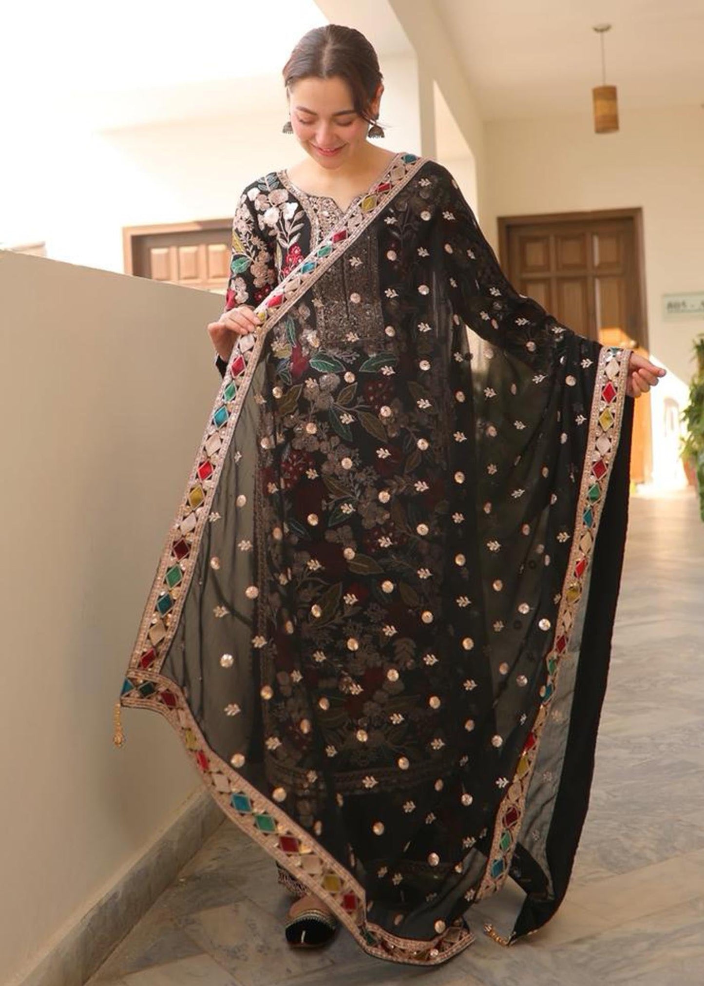Pakistani Designer Black Chiffon Salwar Kameez Online in KSA Riyadh Saudi Arabia Oman Bahrain Qatar