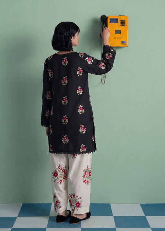 Pakistani Designer Black Dhanak Kurta Pajama Online in KSA Riyadh Saudi Arabia Oman Bahrain Qatar