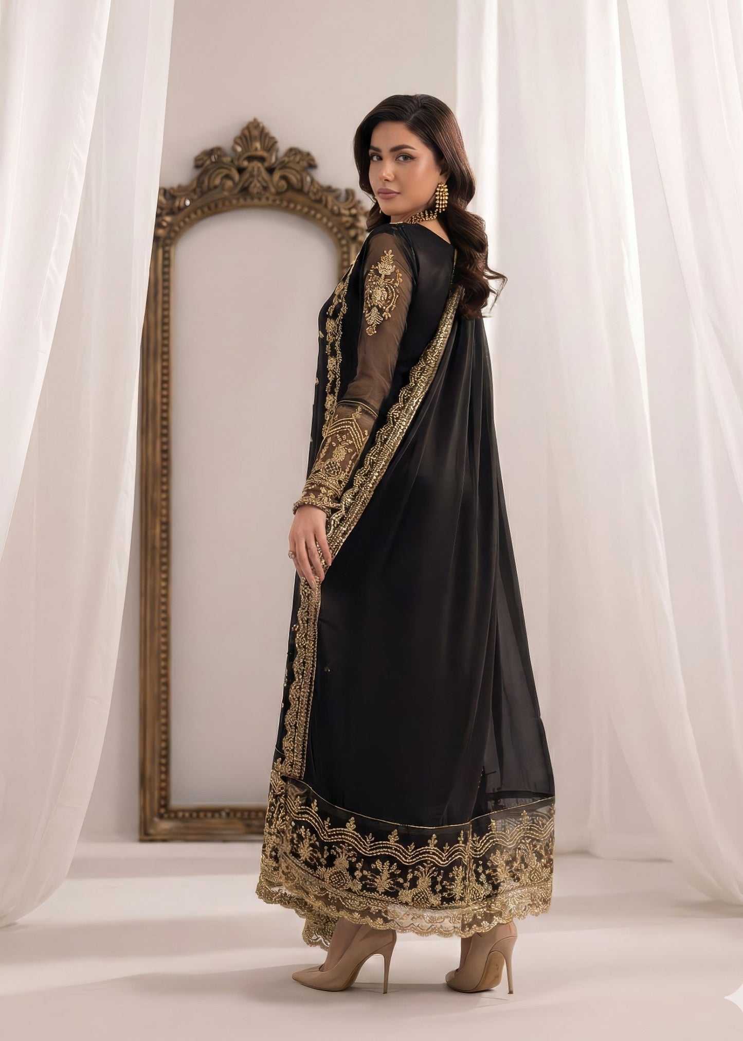 Pakistani Designer Black Embroidered Kurta Set Online in KSA Riyadh Saudi Arabia Oman Bahrain Qatar
