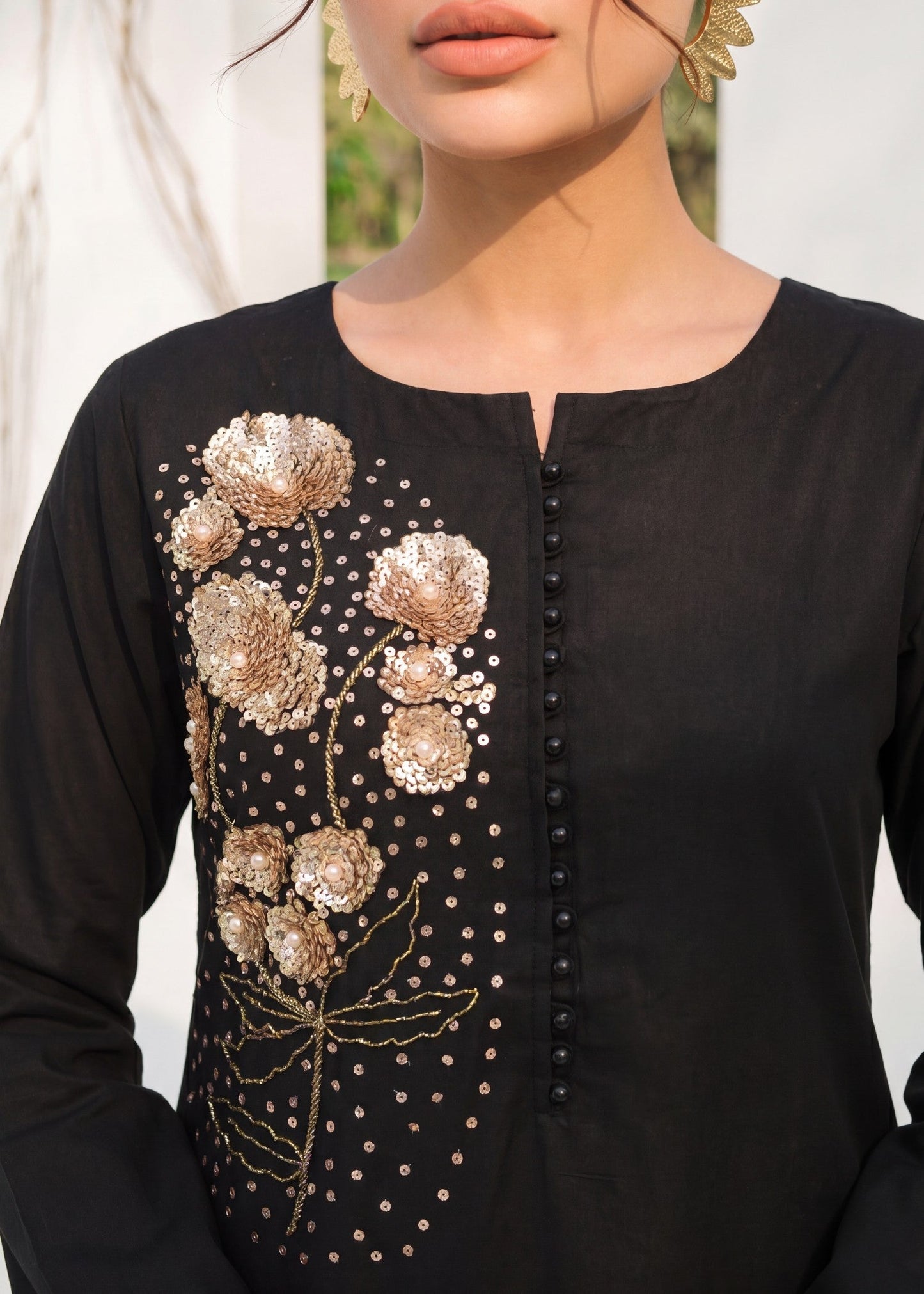 Pakistani Designer Black Lawn Embroidered Suit Online in KSA Riyadh Saudi Arabia Oman Bahrain Qatar