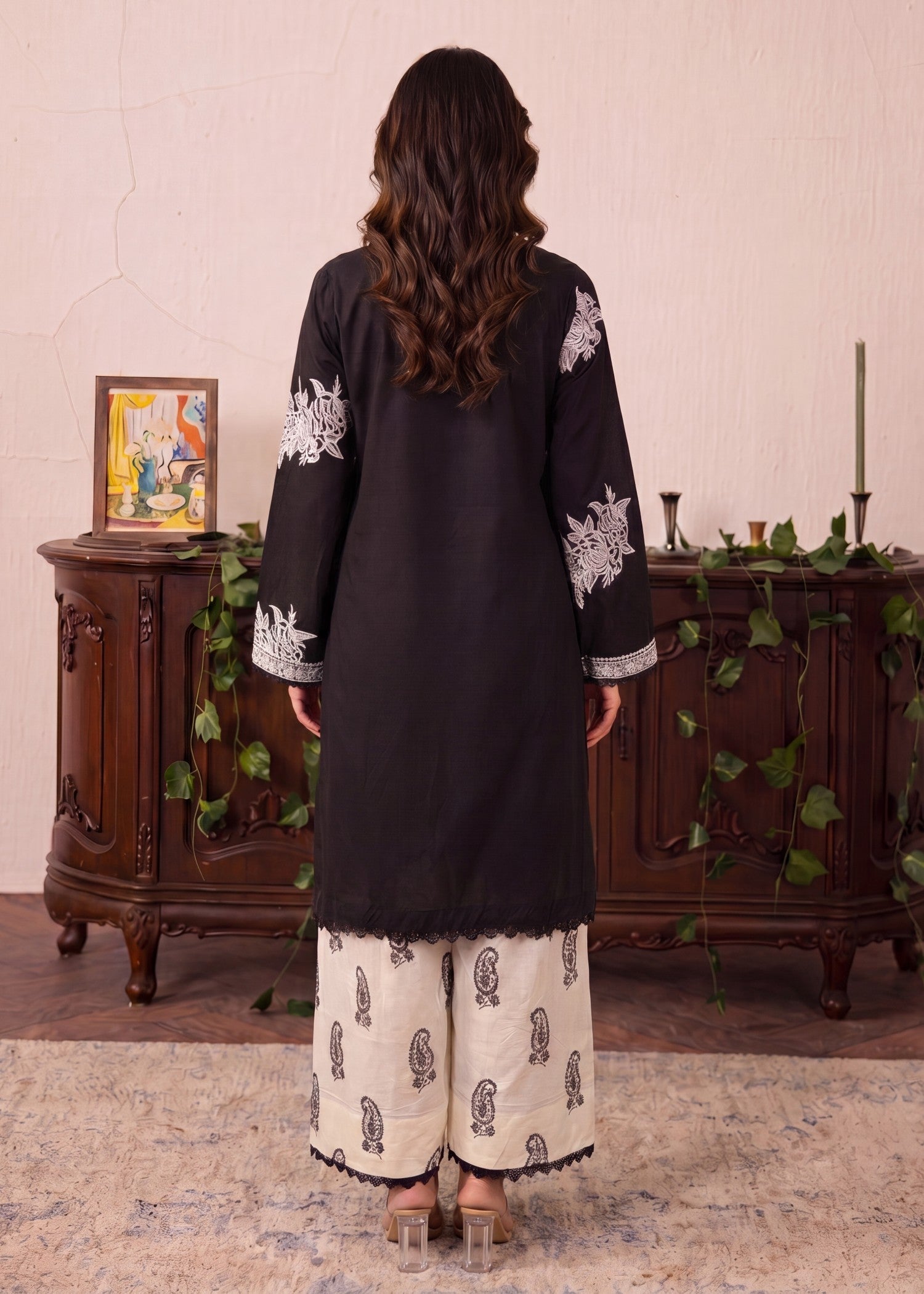 Pakistani Designer Black Lawn Salwar Kameez Online in KSA Riyadh Saudi Arabia Oman Bahrain Qatar