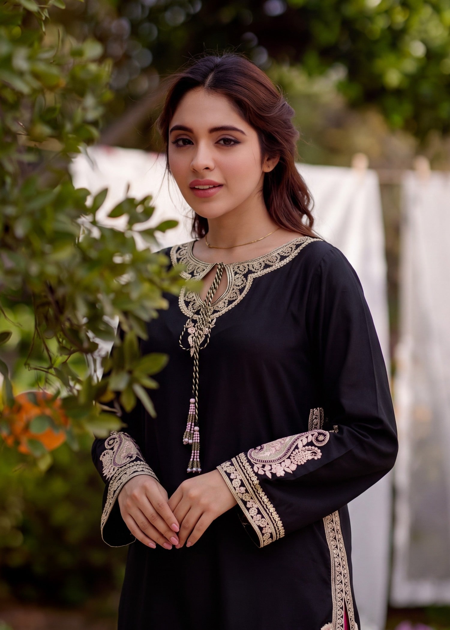 Pakistani Designer Black Lawn Suit Online in KSA Riyadh Saudi Arabia Oman Bahrain Qatar