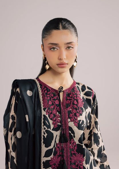 Pakistani Designer Black Lawn Suit Online in KSA Riyadh Saudi Arabia Oman Bahrain Qatar