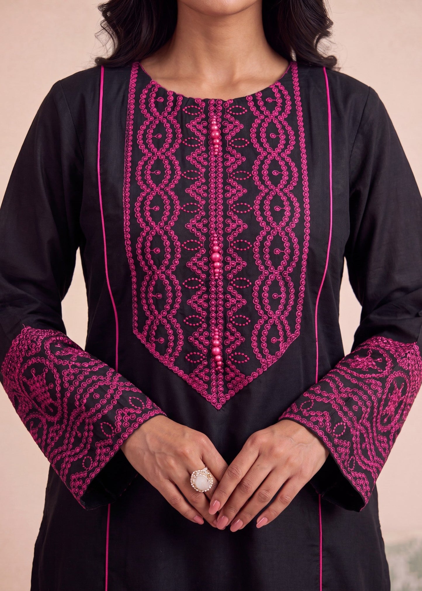 Pakistani Designer Black Lawn Suit Online in KSA Riyadh Saudi Arabia Oman Bahrain Qatar