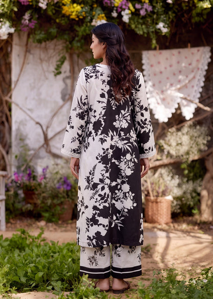 Pakistani Designer Black Lawn Suit Online in KSA Riyadh Saudi Arabia Oman Bahrain Qatar
