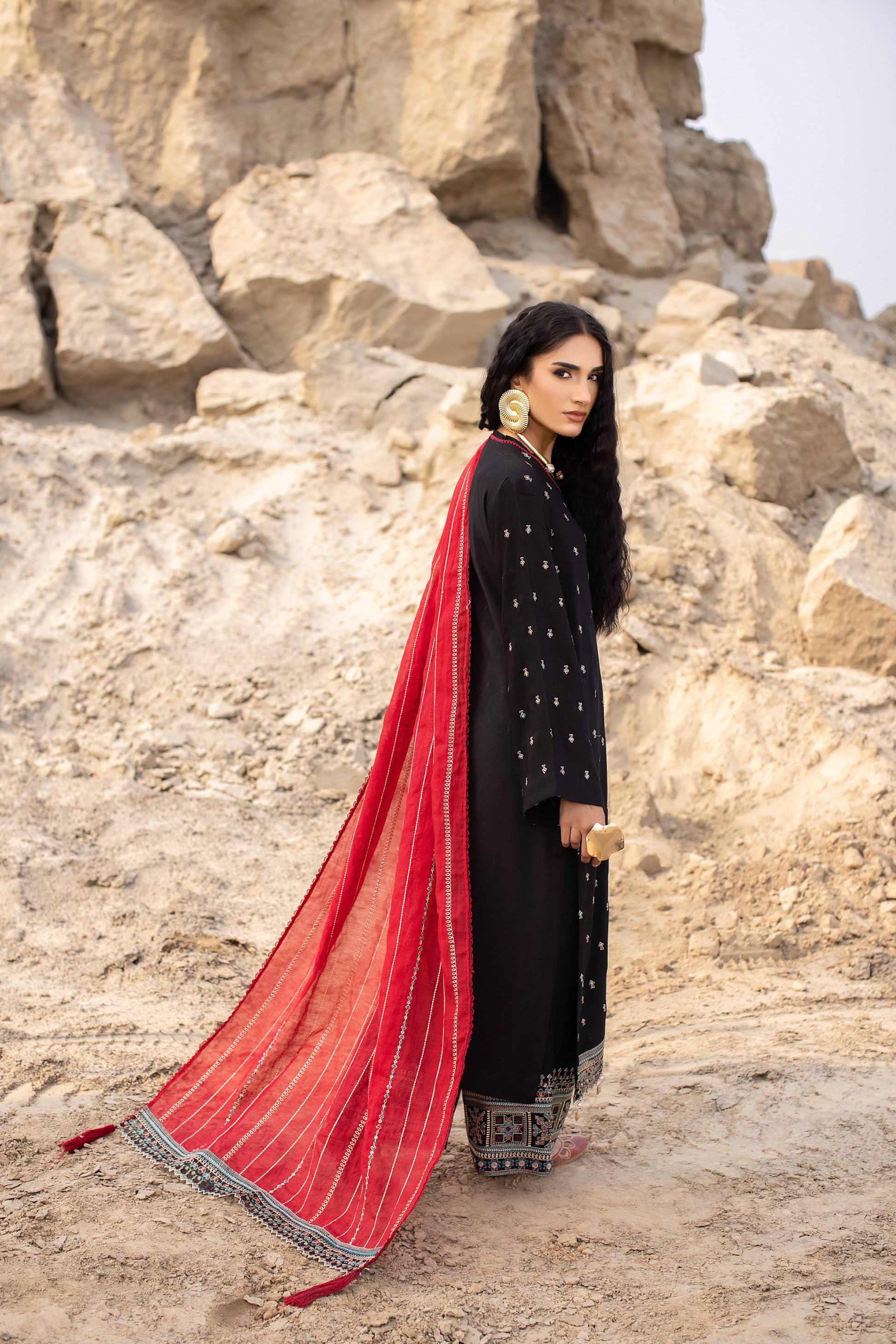 Pakistani Designer Black Raw Silk Embroidered Salwar Kameez Online in KSA Riyadh Saudi Arabia Oman Bahrain Qatar