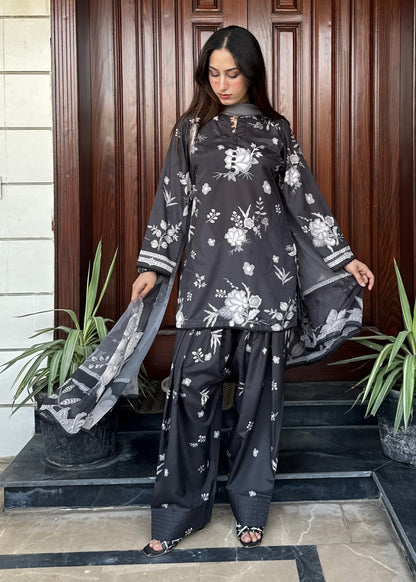 Pakistani Designer Black Silk Lawn Farshi Shalwar Online in KSA Riyadh Saudi Arabia Oman Bahrain Qatar