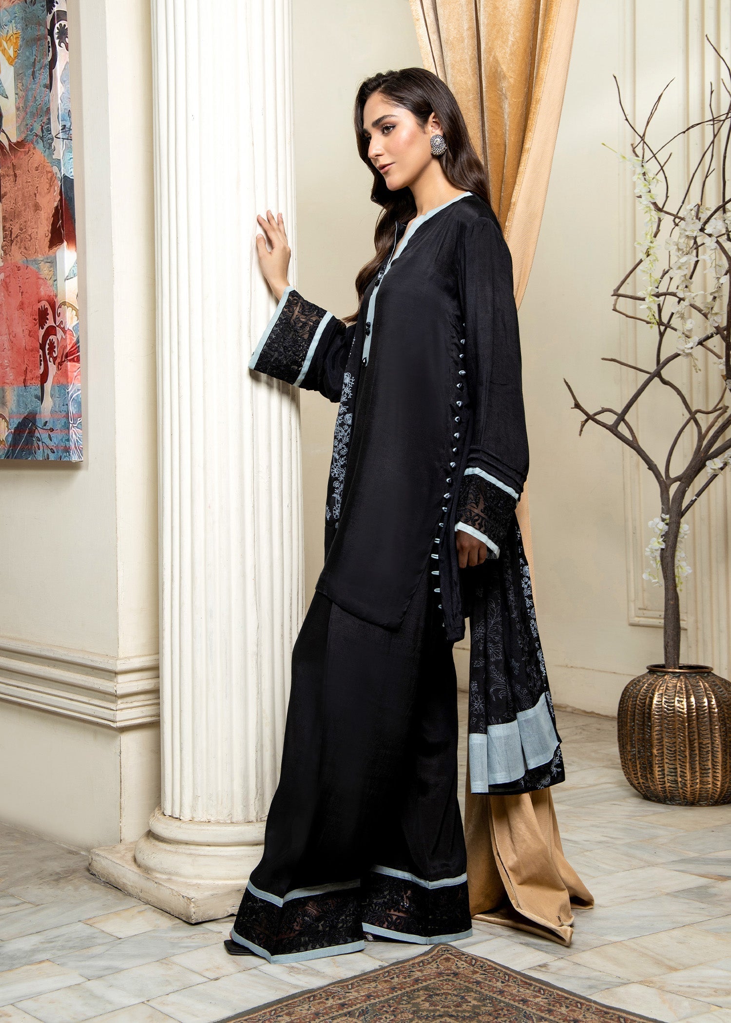Pakistani Designer Black Viscose Farshi Shalwar Online in KSA Riyadh Saudi Arabia Oman Bahrain Qatar
