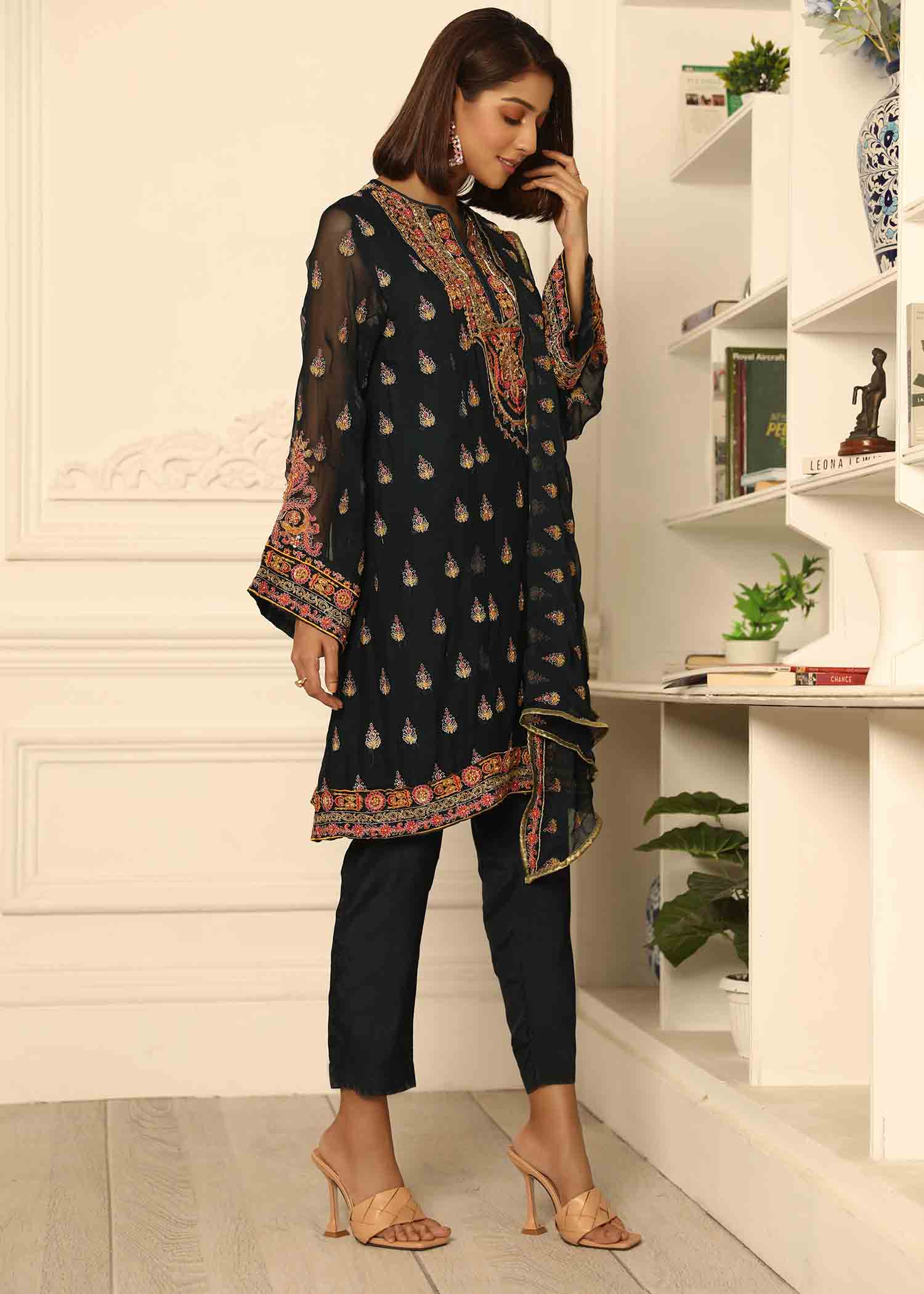 Pakistani Designer Blue Chiffon Embroidered Salwar Kameez Online in KSA Riyadh Saudi Arabia Oman Bahrain Qatar