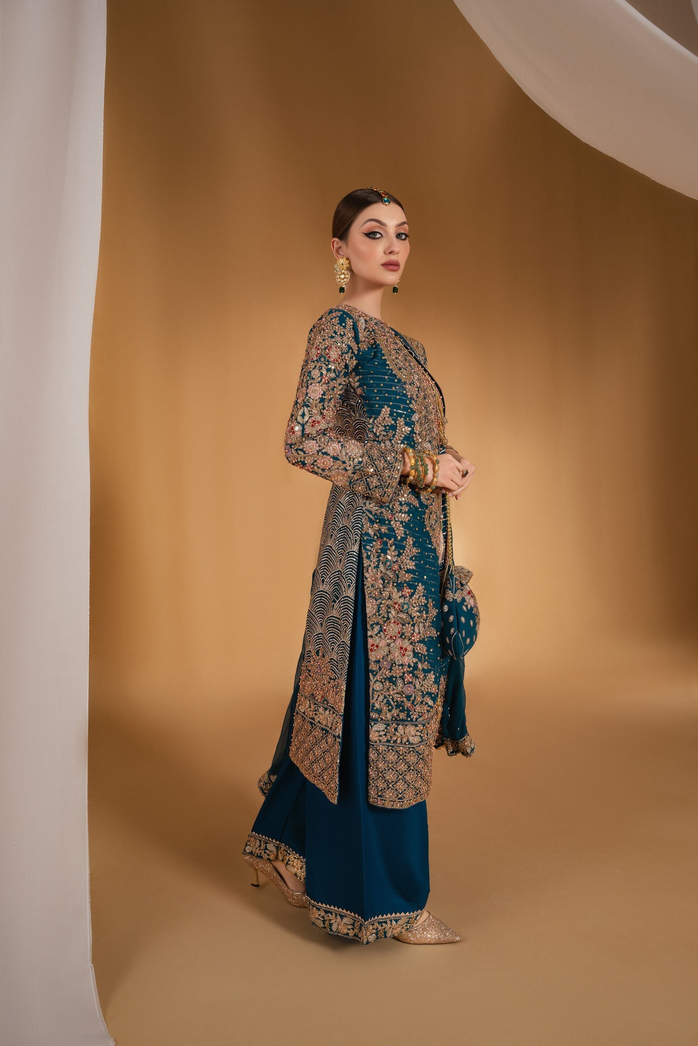 Pakistani Designer Blue Chiffon Salwar Kameez Online in KSA Riyadh Saudi Arabia Oman Bahrain Qatar