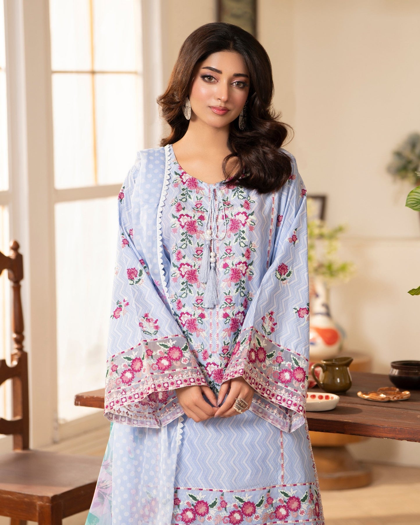 Pakistani Designer Blue Lawn Salwar Kameez Online in KSA Riyadh Saudi Arabia Oman Bahrain Qatar