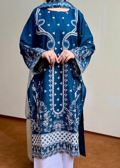 Pakistani Designer Blue Lawn Suit Online in KSA Riyadh Saudi Arabia Oman Bahrain Qatar