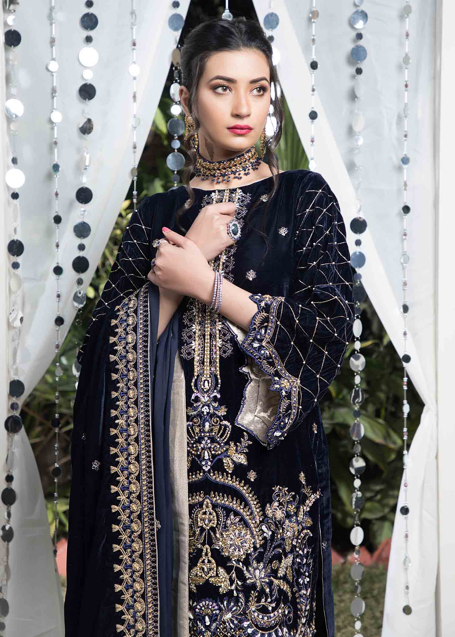 Pakistani Designer Blue Velvet Embellished Salwar Kameez Online in KSA Riyadh Saudi Arabia Oman Bahrain Qatar
