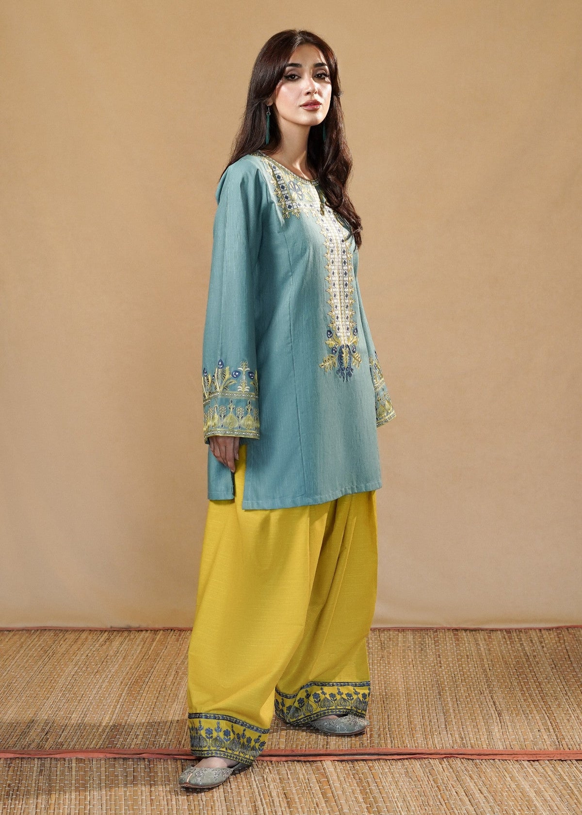 Pakistani Designer Bondi Blue Slub Khaddar Kurta Set Online in KSA Riyadh Saudi Arabia Oman Bahrain Qatar