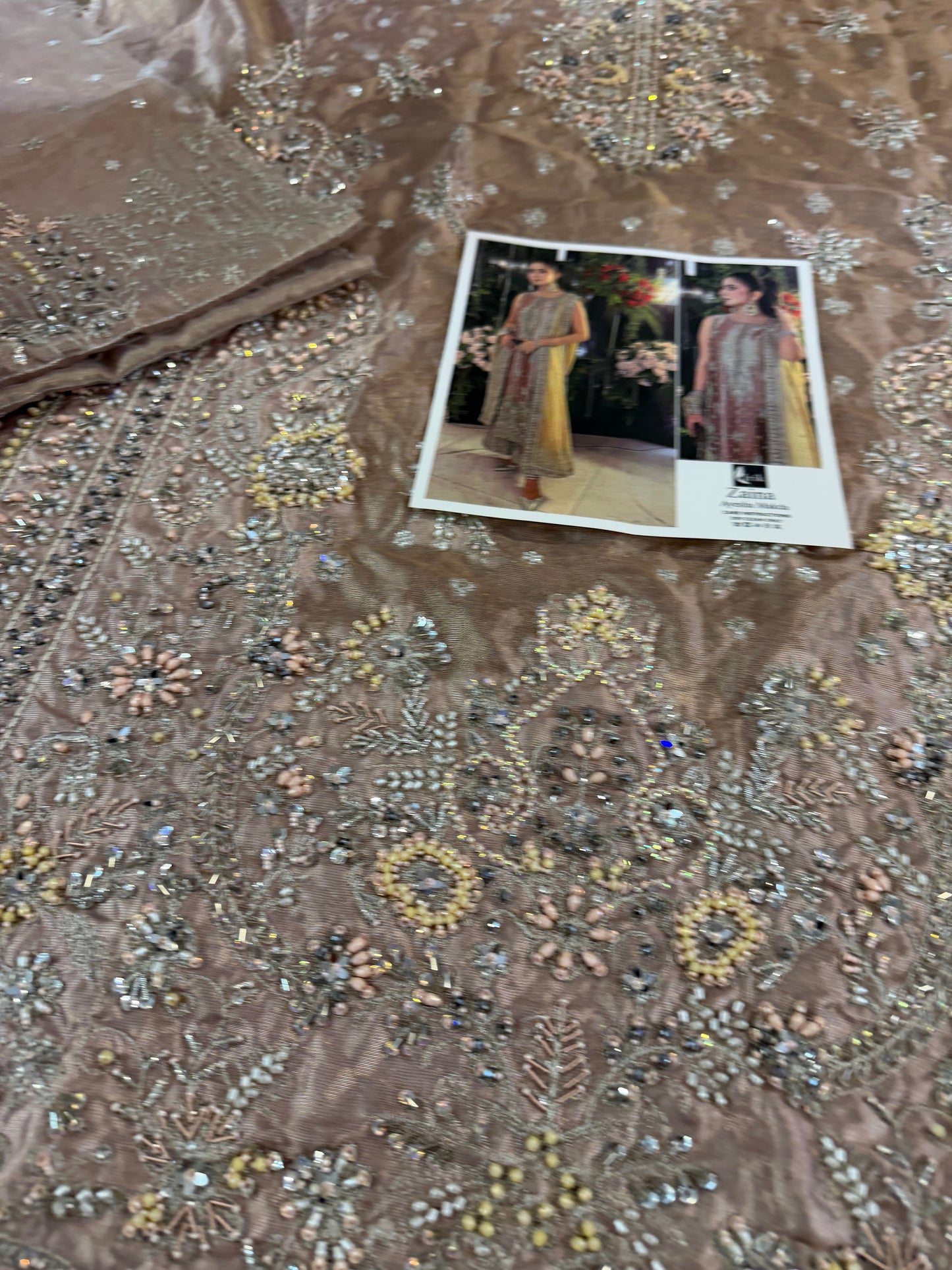 Pakistani Designer Bridal couture Online in KSA Riyadh Saudi Arabia Oman Bahrain Qatar