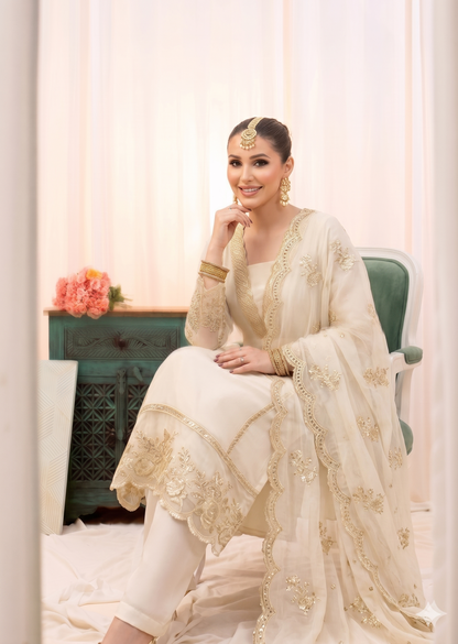 Pakistani Designer Cream Chiffon Salwar Kameez Online in KSA Riyadh Saudi Arabia Oman Bahrain Qatar