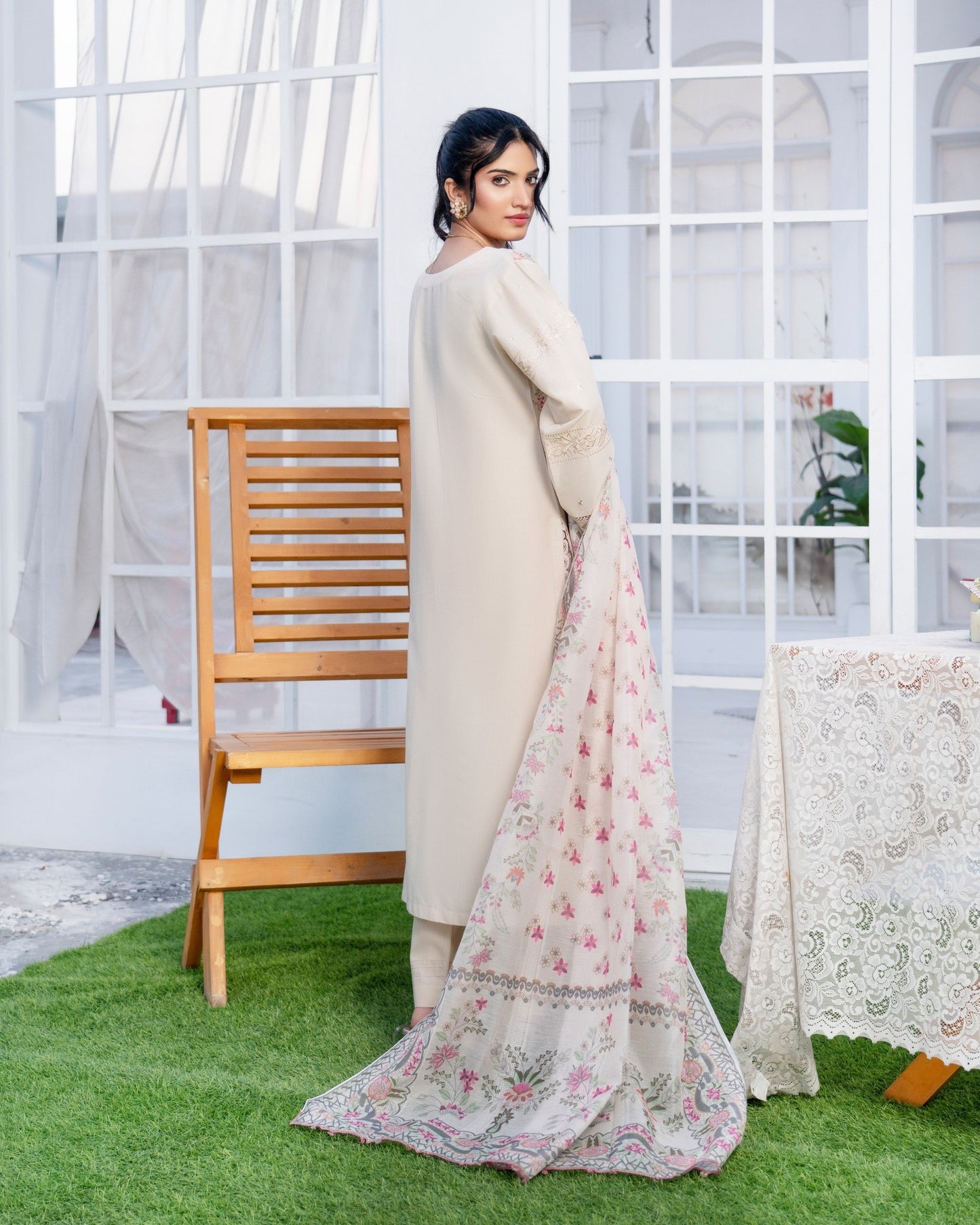 Pakistani Designer Cream Embroidered Cotton Salwar Kameez Online in KSA Riyadh Saudi Arabia Oman Bahrain Qatar