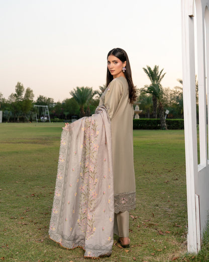 Pakistani Designer Dusty Skin Lawn Suit Online in KSA Riyadh Saudi Arabia Oman Bahrain Qatar