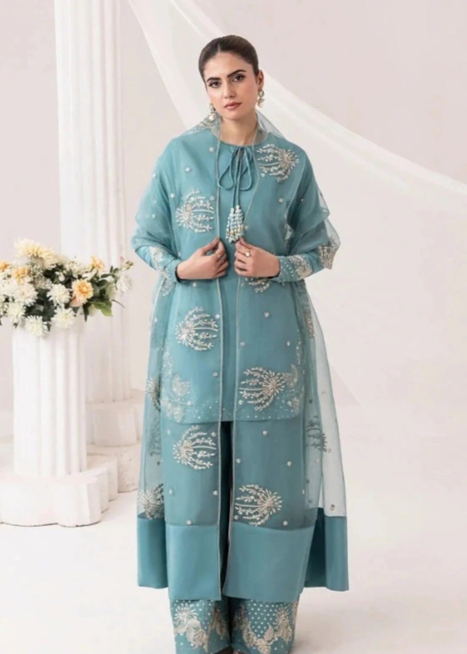Pakistani Designer Embroidered Khaddar Salwar Kameez Online in KSA Riyadh Saudi Arabia Oman Bahrain Qatar