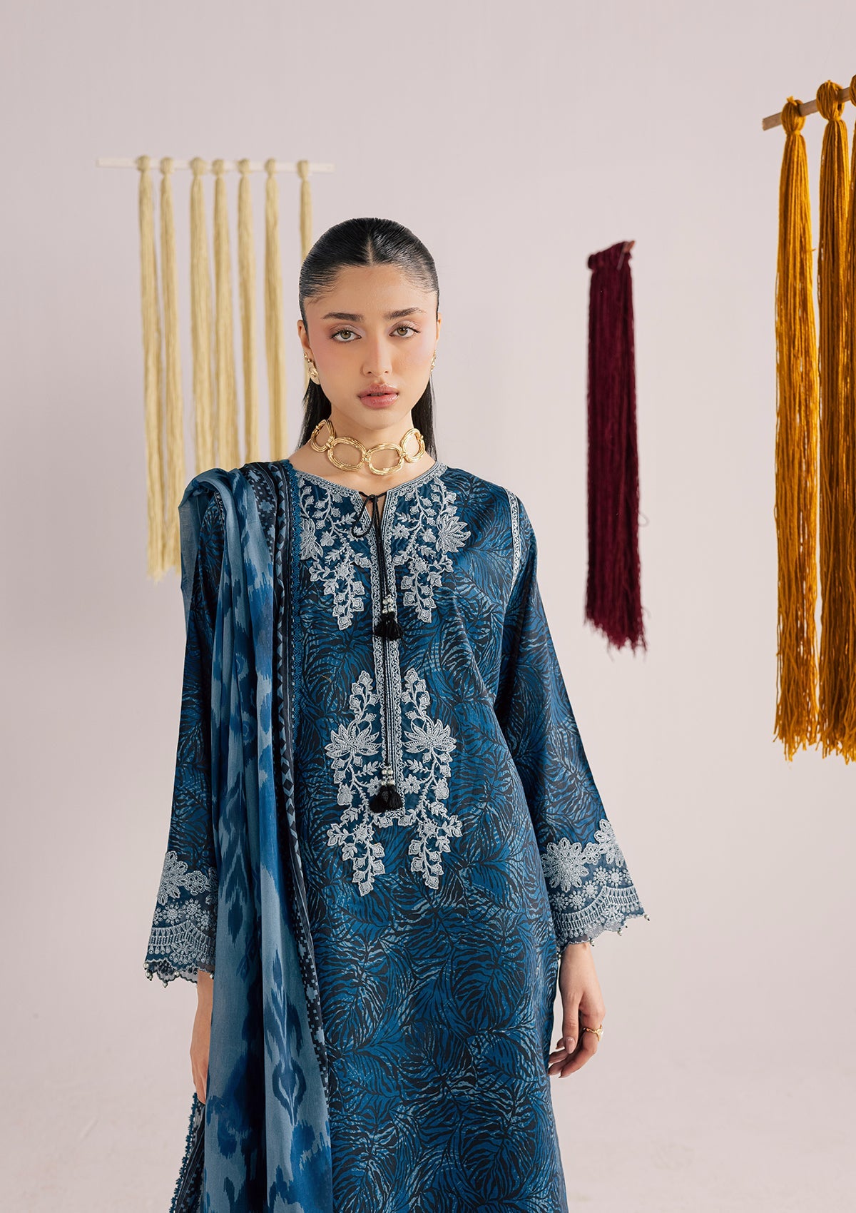 Pakistani Designer Embroidered Lawn Salwar Kameez Online in KSA Riyadh Saudi Arabia Oman Bahrain Qatar