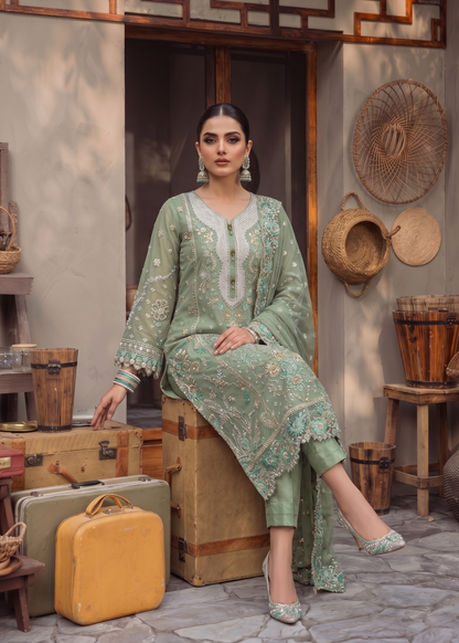 Pakistani Designer Embroidered Organza Suit Online in KSA Riyadh Saudi Arabia Oman Bahrain Qatar