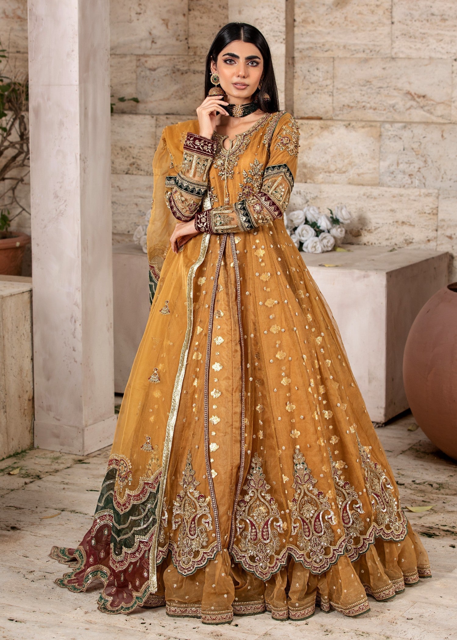 Pakistani Designer Gold Net Salwar Kameez Online in KSA Riyadh Saudi Arabia Oman Bahrain Qatar