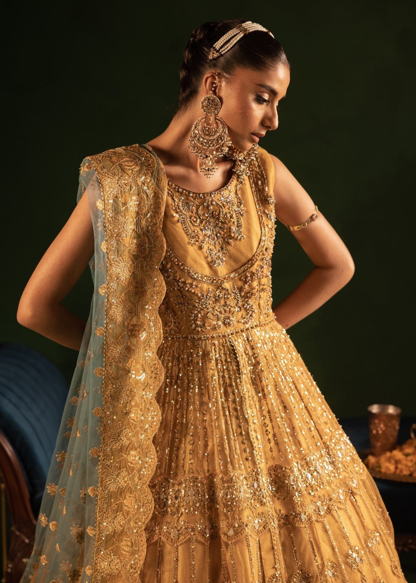 Pakistani Designer Gold Net Salwar Kameez Online in KSA Riyadh Saudi Arabia Oman Bahrain Qatar