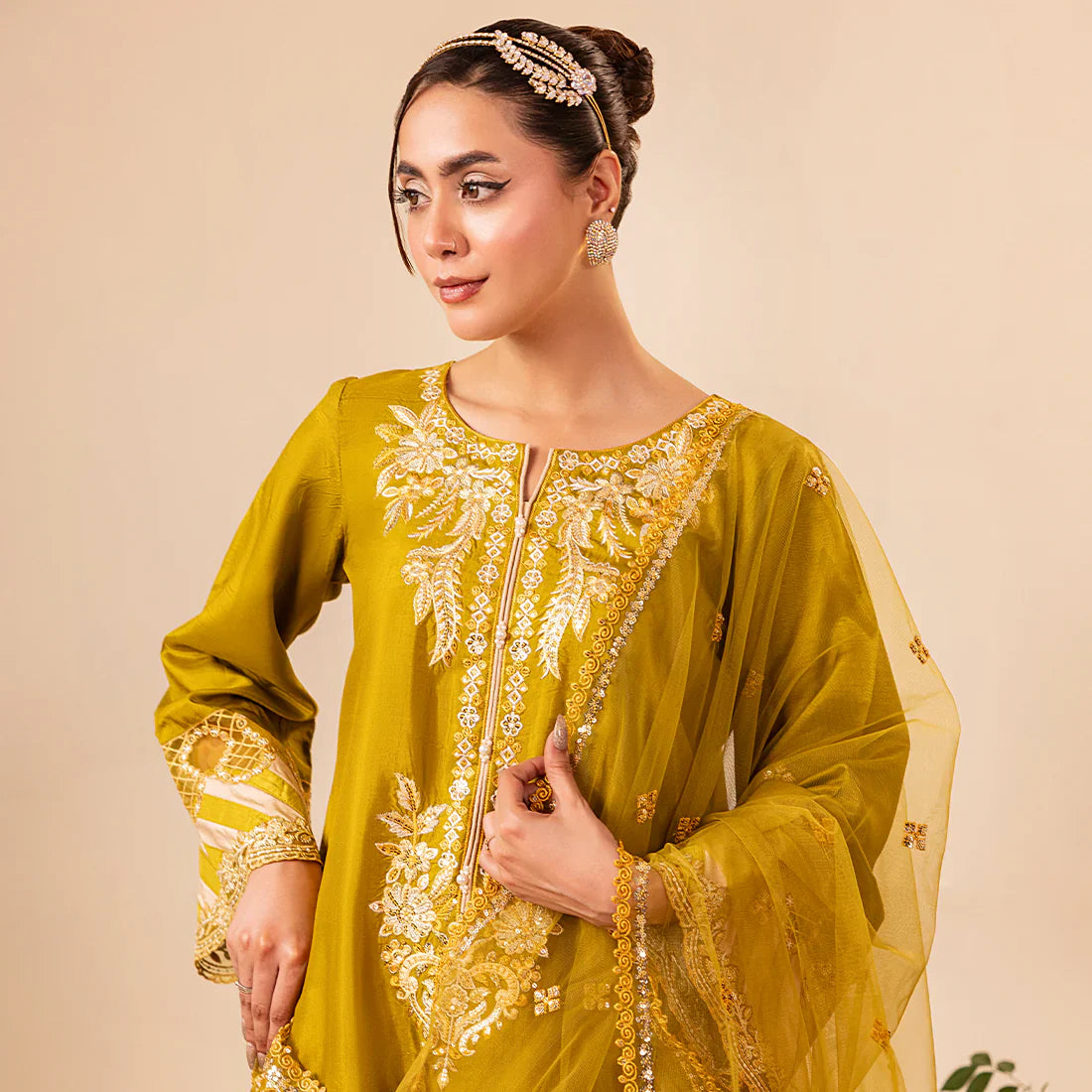 golden silk dress pakistani Ciel – Luxury Raw Silk Pakistani Dress in Yellow for UK and Canada