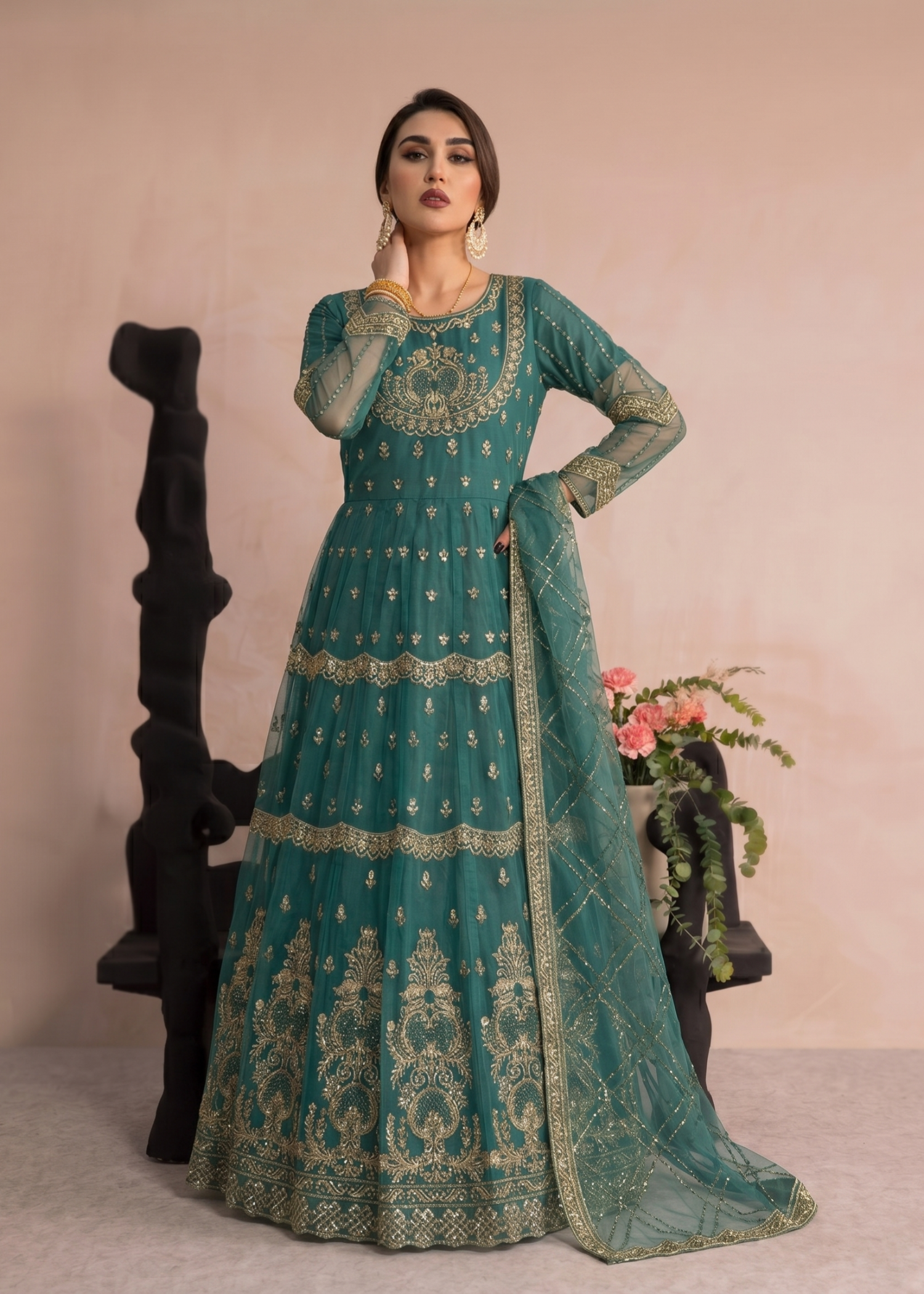 Pakistani Designer Green Organza Salwar Kameez Online in KSA Riyadh Saudi Arabia Oman Bahrain Qatar