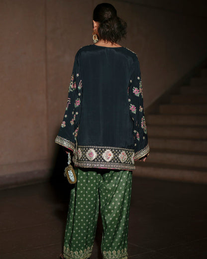Pakistani Designer Green Silk Shalwar Kameez Online in KSA Riyadh Saudi Arabia Oman Bahrain Qatar