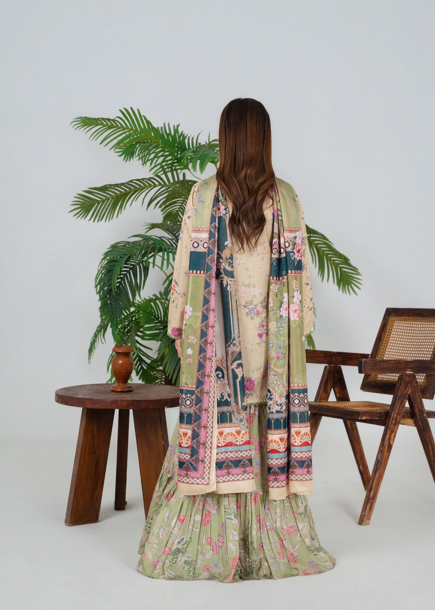 Pakistani Designer Green Yellow Lawn Suit Online in KSA Riyadh Saudi Arabia Oman Bahrain Qatar
